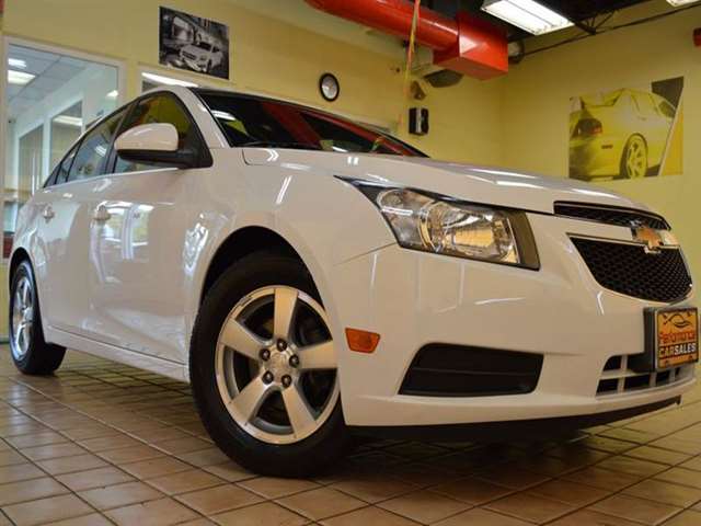 2013 Chevrolet Cruze 1LT Auto 4dr Sedan W/1sd